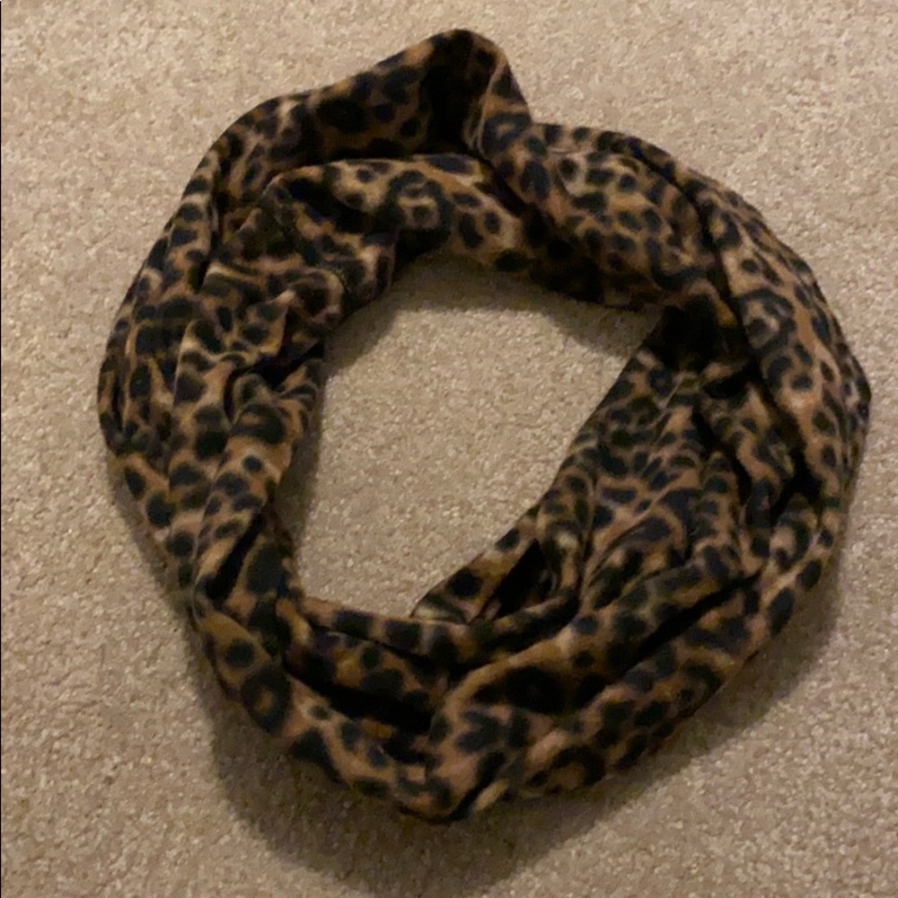 Cozy leopard infinity scarf